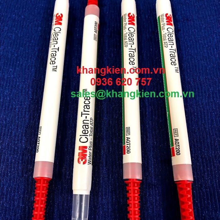 Que đo ATP trong nước AQT 200.jpg