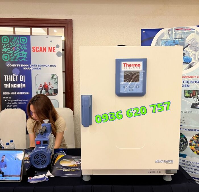 Tủ ấm Thermo Heratherm IGS60